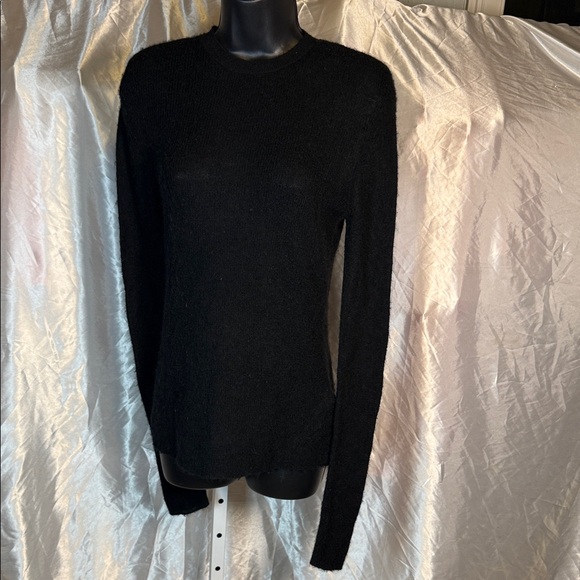 Zara Black Sweater - Picture 1 of 2